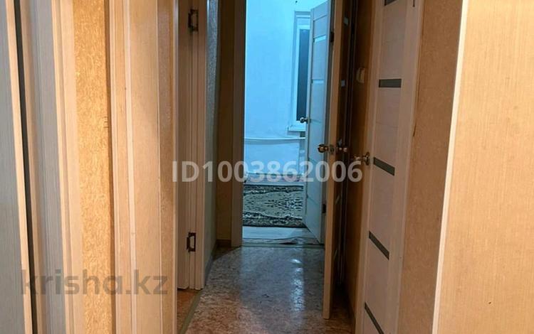 3-бөлмелі пәтер · 60 м² · 5/5 қабат, мкр Центральный, Сырым Датова 12, бағасы: 16 млн ₸ в Атырау — фото 2