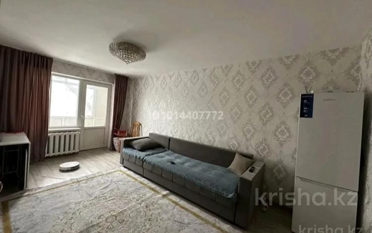 2-бөлмелі пәтер · 81 м² · 2/4 қабат, Жетысу 21, бағасы: 160 000 ₸ в Талдыкоргане, мкр Жетысу — фото 2