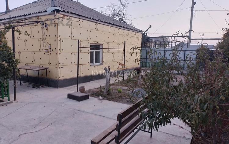 Отдельный дом · 3 комнаты · 65 м² · 4 сот., Бекмаханова 18 — Шахстрой за 8.5 млн 〒 в Кентау — фото 2