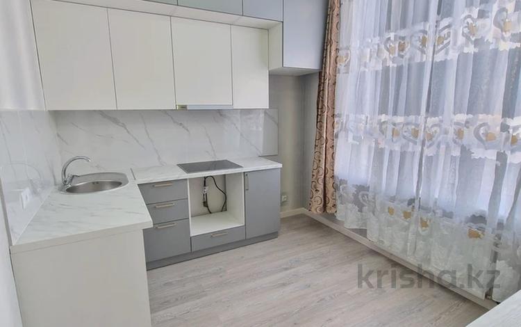 1-комнатная квартира, 40 м², 3/14 этаж, Улы Дала — Ұлы дала