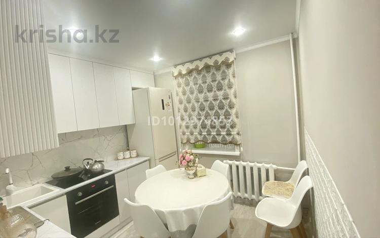 2-комнатная квартира · 59.5 м² · 5/12 этаж, 15 микрорайон за 250 000 ₸ в Семее — фото 2