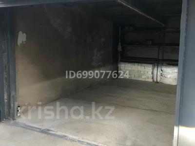 Гараж · 20 м² · 11-й микрорайон, Торекулова 193 — Стекляшка, бағасы: 40 000 〒 в Шымкенте, Енбекшинский р-н