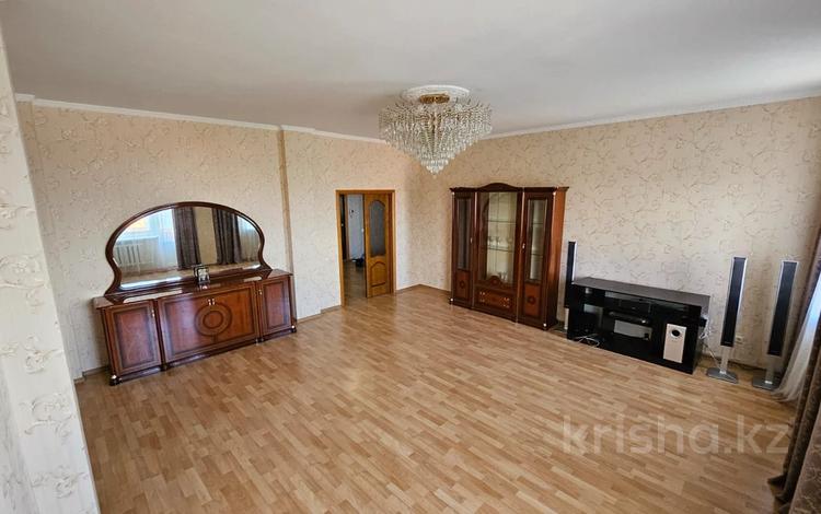 4-комнатная квартира · 140 м² · 4/5 этаж, женис 5 за 72.5 млн ₸ в Астане, Сарыарка р-н — фото 2