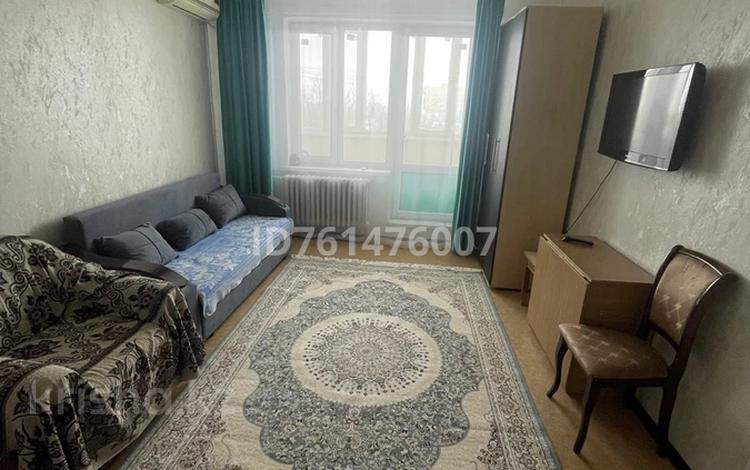 1-бөлмелі пәтер · 32 м² · 5/9 қабат, 5 мкрн 17, бағасы: 120 000 ₸ в Аксае — фото 2