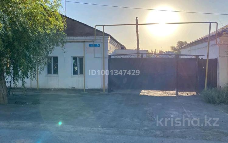 Жеке үй · 4 бөлме · 100 м² · 6.5 сот., Тәуке хан 74, бағасы: 15 млн 〒 в  — фото 2