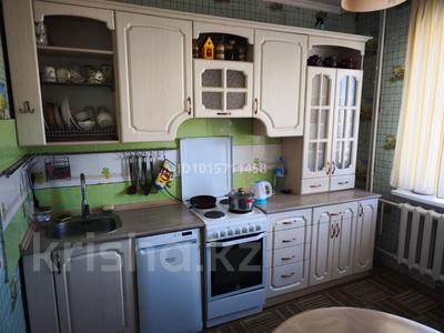 2-бөлмелі пәтер · 54 м² · 6/10 қабат, Гүлдер 2 ш/а., Таттимбета 10, бағасы: 220 000 ₸ в Караганде, Казыбек би р-н