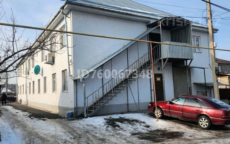 1-комнатная квартира · 30 м² · 1/2 этаж, мкр Шугыла, Кенжетаев 6 за 140 000 ₸ в Алматы, Наурызбайский р-н — фото 2