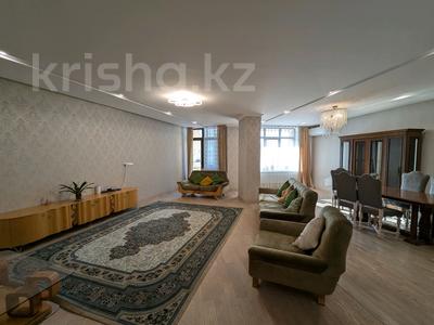 3-бөлмелі пәтер · 250 м² · 5/8 қабат, мкр Юбилейный, Омаровой 31/1 — Европолис, бағасы: 175 млн ₸ в Алматы, Медеуский р-н