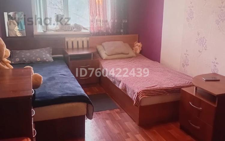 3-бөлмелі пәтер · 62.5 м² · 5/5 қабат, мкр Юго-Восток, проспект Республики 22, бағасы: 22.5 млн ₸ в Караганде, Казыбек би р-н — фото 2