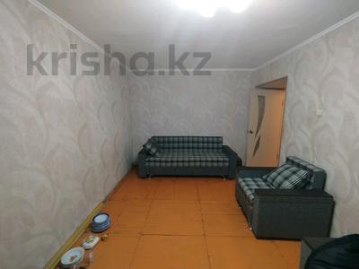 2-комнатная квартира · 44 м² · 3/5 этаж, Самал 13 — гастронома "Береке" за 14.4 млн 〒 в Талдыкоргане, мкр Самал