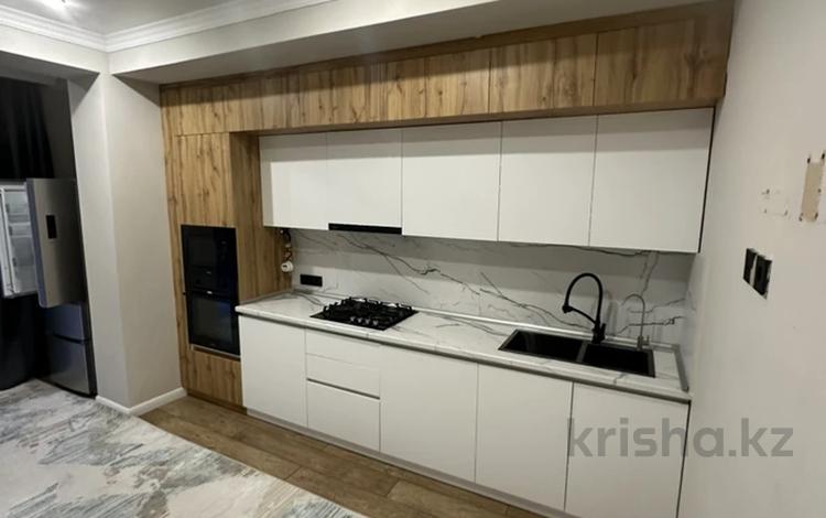 3-бөлмелі пәтер · 110.7 м² · 2/6 қабат, 4 61, бағасы: 57 млн 〒 в Конаеве — фото 2