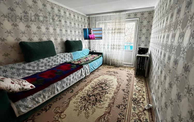 1-комнатная квартира, 32 м², 2/5 этаж, Самал за 9.3 млн 〒 в Талдыкоргане, мкр Самал — фото 5