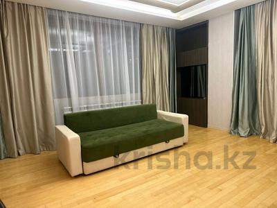 2-комнатная квартира · 100 м² · 3/18 этаж, Байтурсынова 1 за 380 000 〒 в Астане