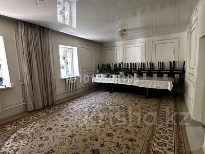 Отдельный дом · 10 комнат · 240 м² · 6 сот., Ереванская 14В — Возле ресторана сопрано за 36 млн ₸ в Боралдае (Бурундай)