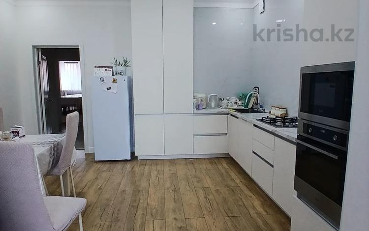 3-комнатная квартира · 119 м² · 1/9 этаж, мкр. Алтын орда за 48.5 млн ₸ в Актобе — фото 15
