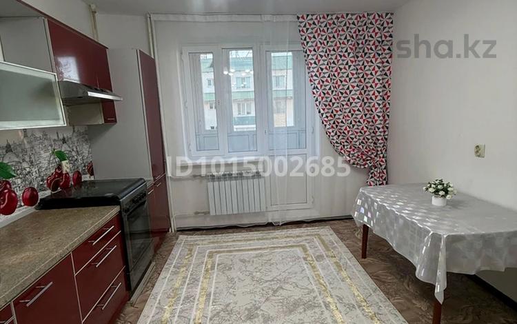 2-бөлмелі пәтер · 60 м² · 3/5 қабат, Нұрсая ш/а. 6 — 5000 мелочей. ДЮСШ 6, школа #38, 40, бағасы: 18.8 млн ₸ в Атырау, мкр Нурсая — фото 35