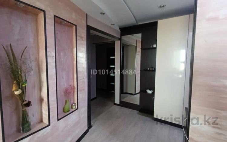 5-комнатная квартира · 100 м² · 6/10 этаж, мкр Юго-Восток, Мкр Гульдер 2 за 52 млн ₸ в Караганде, Казыбек би р-н — фото 2