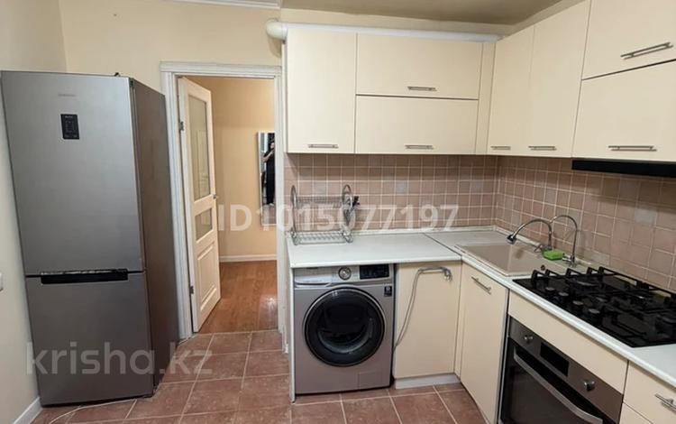 3-бөлмелі пәтер · 72 м² · 5/5 қабат, Мамыр-1 ш/а. 8 — Дом 8, бағасы: 320 000 ₸ в Алматы, Ауэзовский р-н — фото 2