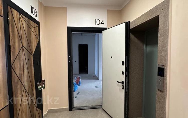 3-комнатная квартира · 73.4 м² · 2/6 этаж, ​067-й учетный квартал 502 за 29 млн 〒 в Караганде, Казыбек би р-н — фото 2