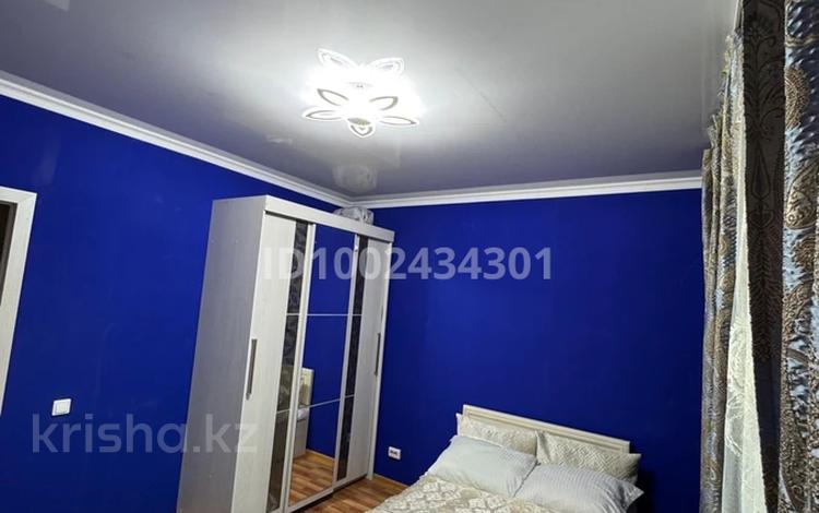 3-бөлмелі пәтер · 81.5 м² · 2/5 қабат, Кокжал Барака 2/1, бағасы: 40 млн ₸ в Усть-Каменогорске — фото 2