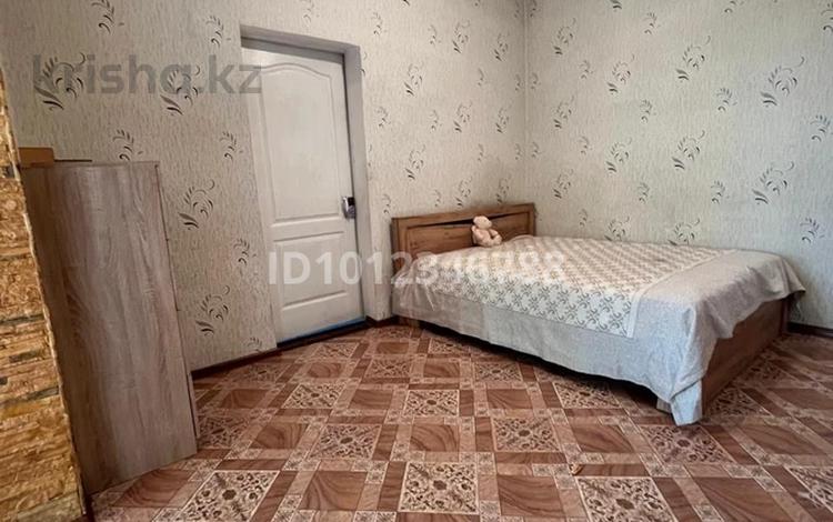 Часть дома · 2 комнаты · 150 м² · 7 сот., Коктал 8/2 1 — Мясокомбинат за 5.9 млн ₸ в Астане, р-н Байконур — фото 2