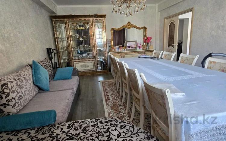 3-бөлмелі пәтер · 118 м² · 4/5 қабат, Мкр. Думан-2 22, бағасы: 70 млн ₸ в Алматы, Медеуский р-н — фото 2