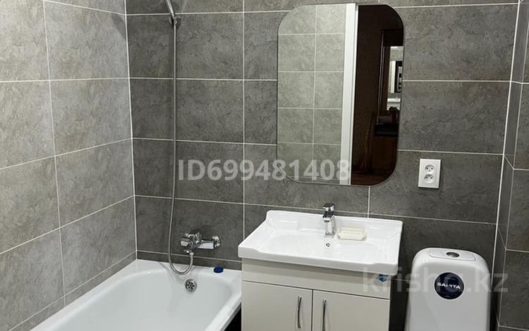 1-комнатная квартира · 60 м² · 4/5 этаж, Жамбыла Жабаева 200 за 180 000 ₸ в Петропавловске — фото 7