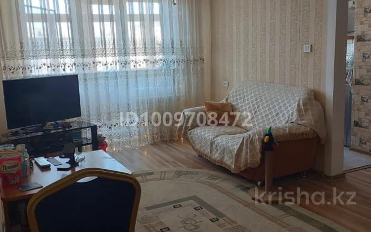 3-бөлмелі пәтер · 57.3 м² · 4/5 қабат, Кв-л 410 — Находится возле ТД"Мереке", Смотроая поликлиника, СОШ № 35, бағасы: 25 млн ₸ в Семее — фото 2