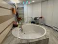 5-бөлмелі пәтер · 432.2 м² · 6/7 қабат, Достык 132 — Жолдаспекова, бағасы: 465 млн ₸ в Алматы, Медеуский р-н — фото 31
