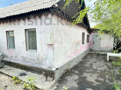 Часть дома · 3 комнаты · 60 м² · 3.2 сот., мкр Городской Аэропорт, Костюшко 12 за 9.5 млн 〒 в Караганде, Казыбек би р-н