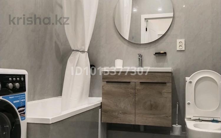2-бөлмелі пәтер · 45 м² · 8/9 қабат, Шұғыла ш/а. 340/46, бағасы: 16 000 ₸ в Алматы, Наурызбайский р-н — фото 2