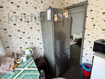 2-бөлмелі пәтер · 43 м² · 3/5 қабат, Майкудук, 12й микрорайон — 12 микрорайон, 14 микрорайон, 13 микрорайон, бағасы: ~ 9 млн ₸ в Караганде, Алихана Бокейханова р-н