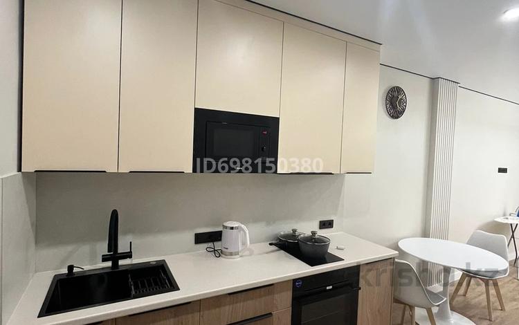 1-комнатная квартира · 35 м² · 9/10 этаж, Сейфуллина 416 — Макатаева Сейфуллина за 350 000 ₸ в Алматы, Алмалинский р-н — фото 2