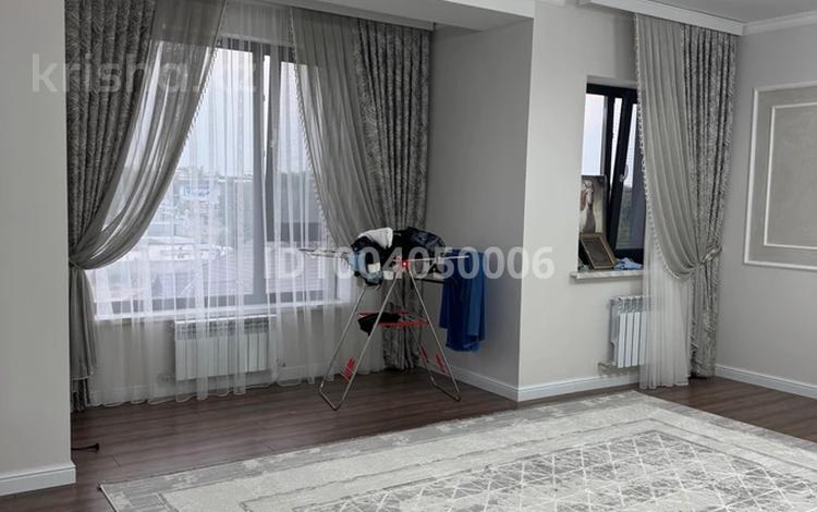 3-комнатная квартира · 106 м² · 5/5 этаж, Пер рысбек батыра 19 за 48 млн ₸ в Таразе — фото 2