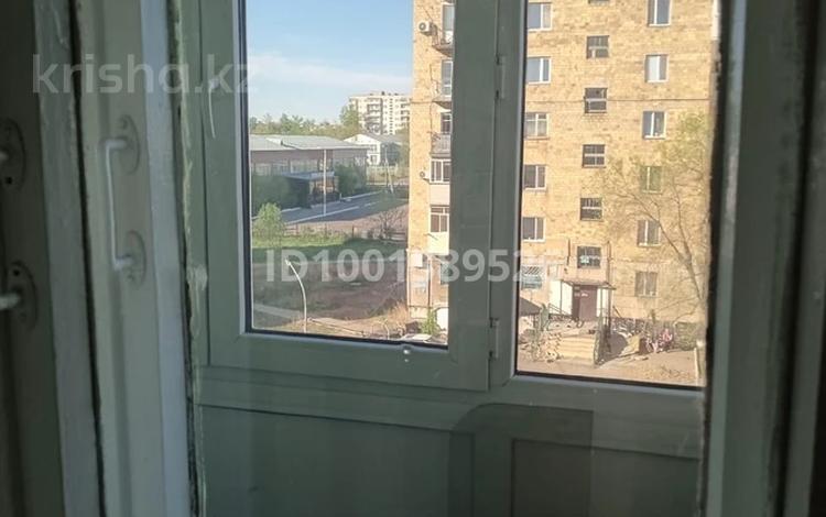 3-бөлмелі пәтер · 63.1 м² · 4/5 қабат, Проспект Абая 66а — Школы сад магазины, бағасы: 10.5 млн ₸ в Шахтинске — фото 9