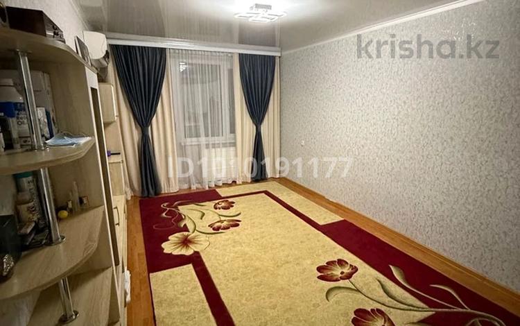 2-бөлмелі пәтер · 45 м² · 3/5 қабат, Герольд Бельгера 76 — Сити центр, бағасы: 15.6 млн ₸ в Уральске — фото 2