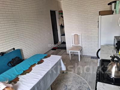 1-бөлмелі пәтер · 30 м² · 1/1 қабат, Микр Алтын ауыл 10б — Абылайхана Кызылсай, бағасы: 140 000 ₸ в Каскелене