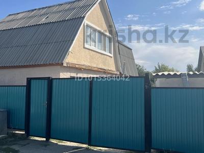 Отдельный дом · 3 комнаты · 94.5 м² · 5.38 сот., Автобаза связи 20 — Сартай батыр за 14 млн ₸ в Актобе, жилой массив Заречный-1