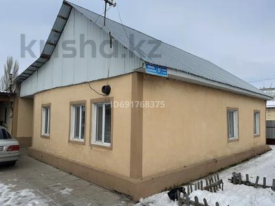 Отдельный дом · 4 комнаты · 110 м² · 8 сот., Сапаралиев 57 за 15 млн ₸ в Сарыкемере