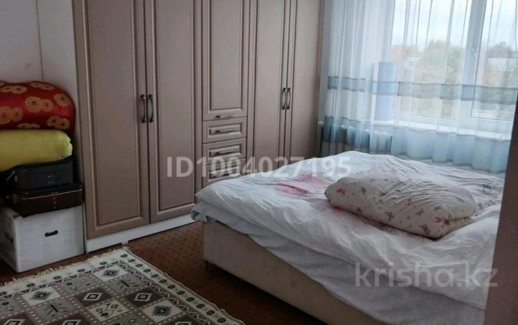3-бөлмелі пәтер · 74 м² · 5/5 қабат, Жуанышева 4 — Старая гор.больница, бағасы: 22 млн ₸ в Таразе — фото 2