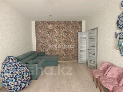 1-бөлмелі пәтер · 54 м² · 5/5 қабат, Желтоқсан 1/6 — рынок Караван, бағасы: 18.5 млн ₸ в Уральске