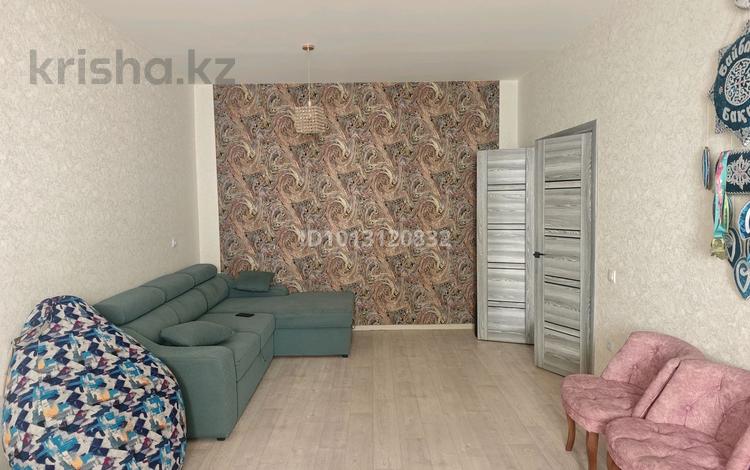 1-комнатная квартира · 54 м² · 5/5 этаж, Желтоқсан 1/6 — рынок Караван за 18.5 млн ₸ в Уральске — фото 2