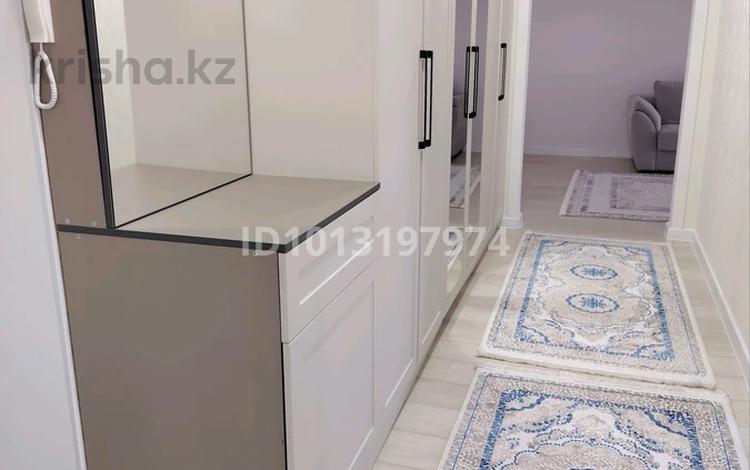 2-комнатная квартира · 61 м² · 5/12 этаж, Кабанбай батыра 59/3 за 320 000 ₸ в Астане, Нура р-н — фото 2