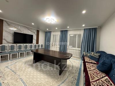 Отдельный дом · 4 комнаты · 179.1 м² · 10 сот., Борлыкөл 755 за 35 млн 〒 в Кабанбае Батыра