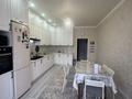 3-комнатная квартира · 134.7 м² · 2/5 этаж, мкр. Алтын орда, р-н Батыс 2 5 за 57 млн ₸ в Актобе — фото 13