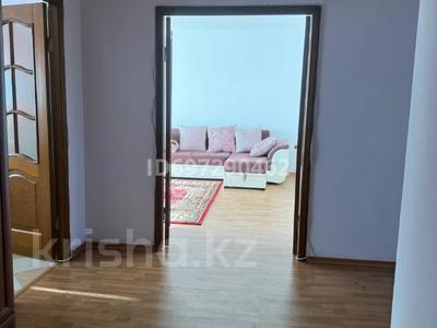Пәтерлер в Атырауской обл.: 3-бөлмелі пәтер · 101 м² · 6/11 қабат · ай сайын, Авангард-2, бағасы: 250 000 〒 3-бөлмелі пәтер · 101 м² · 6/11 қабат · ай сайын, Авангард-2, бағасы: 250 000 〒 в Атырау, мкр Авангард-2