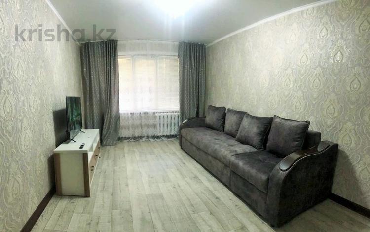 2-комнатная квартира, 42.5 м², 1/4 этаж помесячно, мкр Орбита-1 17 за 250 000 〒 в Алматы, Бостандыкский р-н — фото 2
