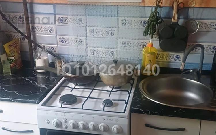 2-бөлмелі пәтер · 40 м² · 2/2 қабат, 2ой мкрн 15, бағасы: 80 000 ₸ в Туркестане — фото 2