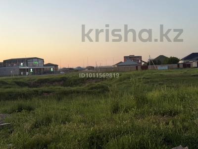 Участок · 10 соток, мкр Туран 2119 — Участок в центре мкр. Туран под бизнес Продаётся земельный участок в центре микрорайона Туран, напротив многоэтажных домов — отличная локация с высоким трафиком! Все коммуникации подключены Отдельный заезд и выезд Есть дополнительная площадь под парковку Удобное расположение Отлично под коммерцию Идеально под магазин, офис, салон, кафе и др. за 40 млн ₸ в Шымкенте, Каратауский р-н