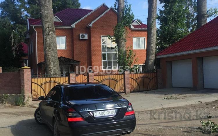 Отдельный дом · 6 комнат · 360 м² · 18 сот., Локомотивная3 3а за 110 млн ₸ в Актобе, жилой массив Кирпичный — фото 11
